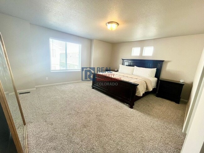 Building Photo - 9274 Tungsten Hts