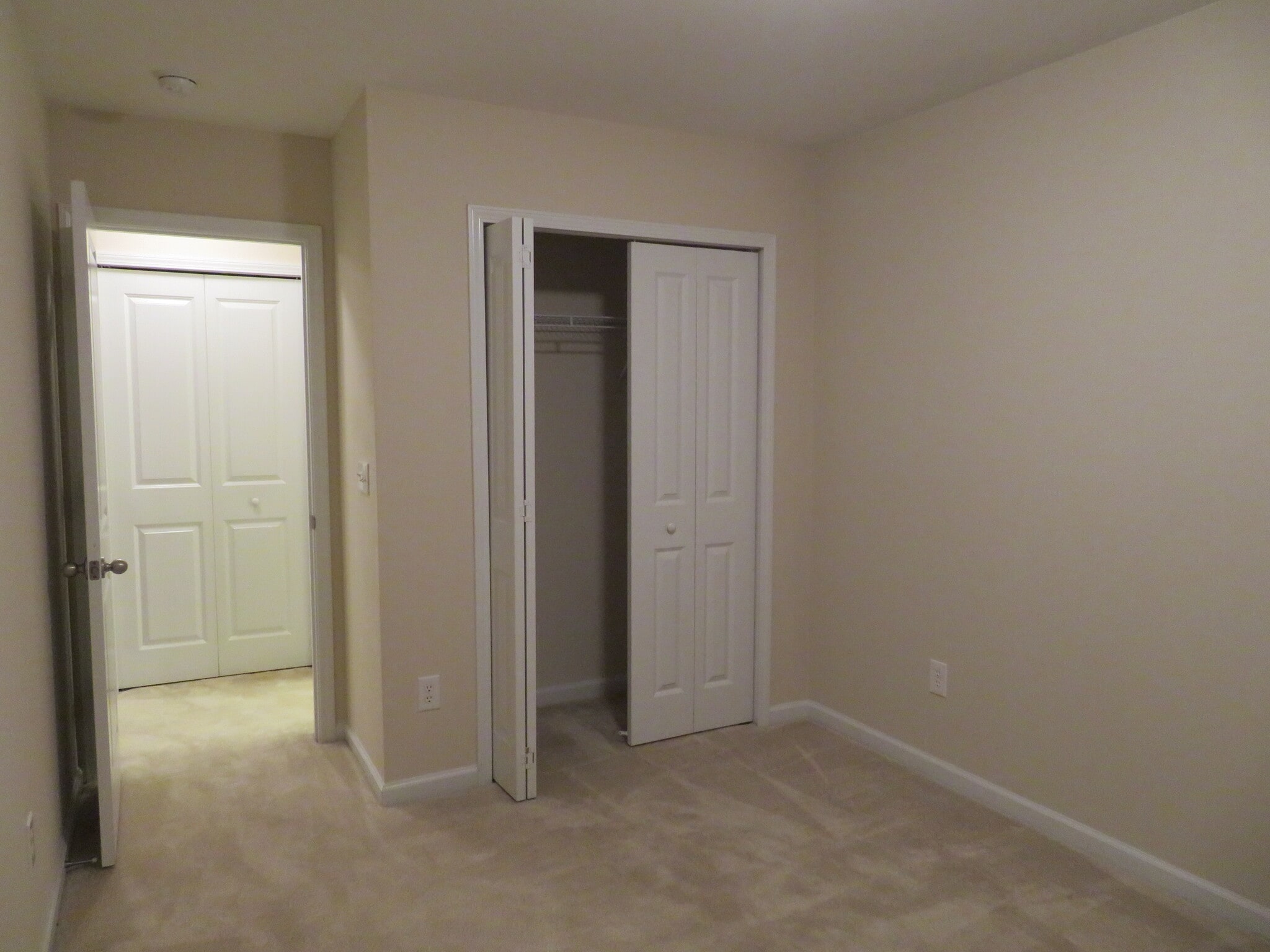3rd Bedroom, beside bathroom - 2496 Stadium Dr