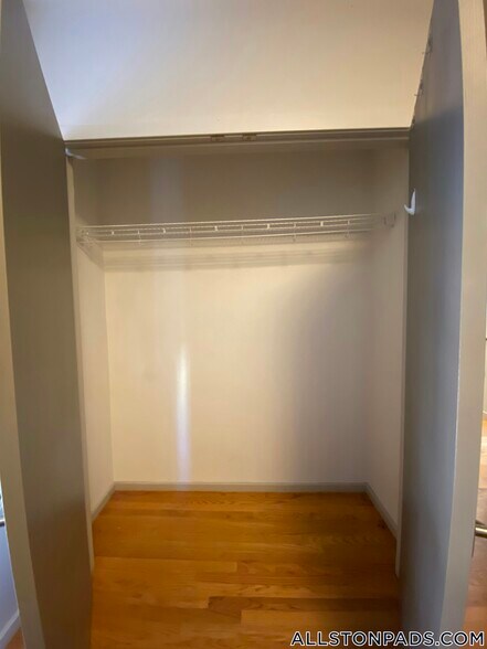 Building Photo - 55 Glenville Ave