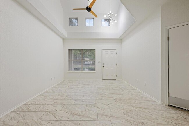 Building Photo - 4501 Whispering Valley Dr