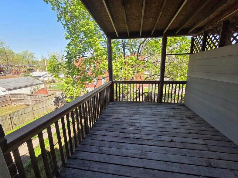 Building Photo - 3129 Keokuk St