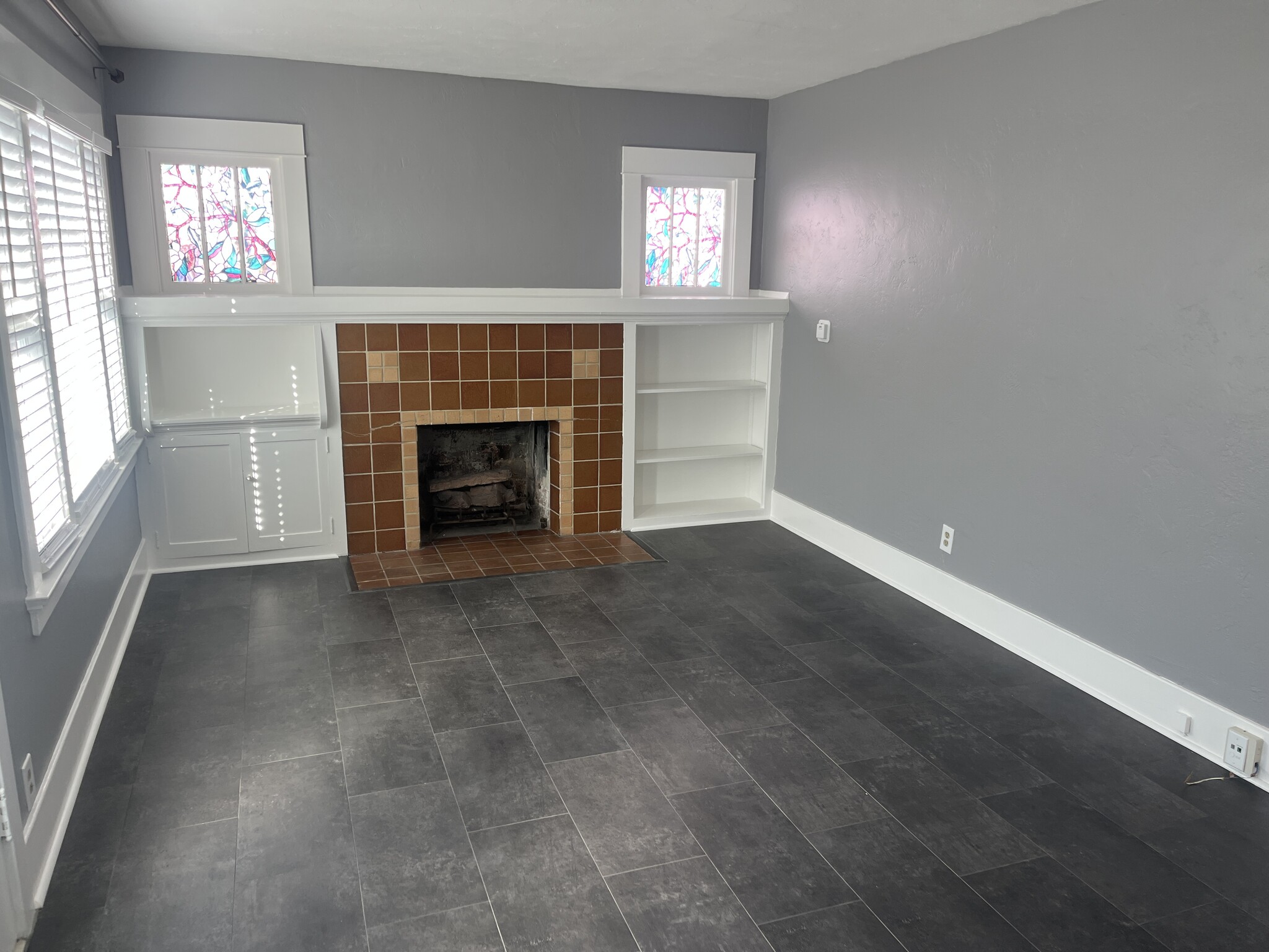 Building Photo - 3945 4th Ave