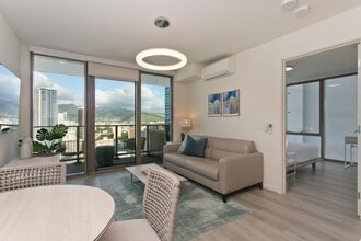 Building Photo - Sky #2509