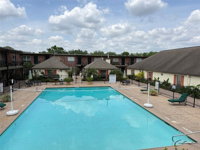 Building Photo - 11550 Chimney Rock Rd