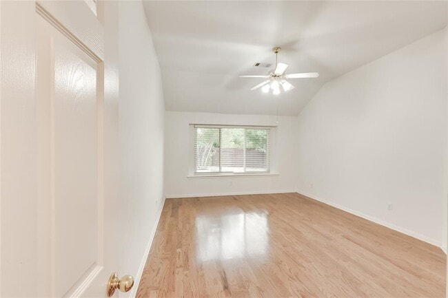 Building Photo - 15437 Fisher Island Dr