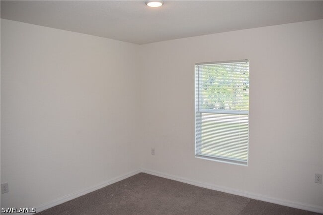 Building Photo - 4795 Lacoco St