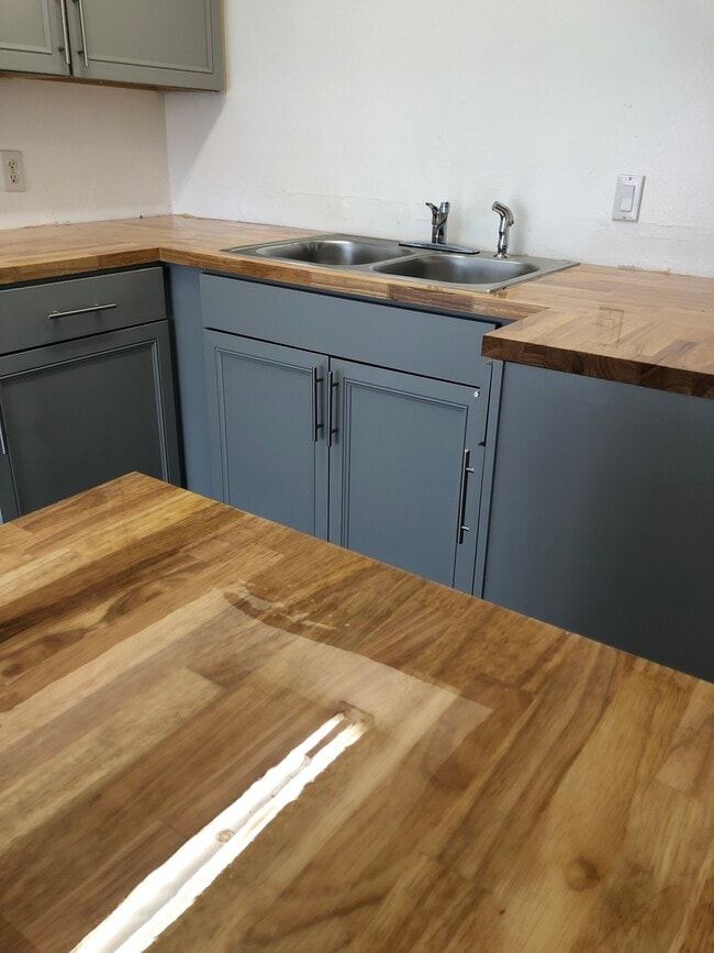 Building Photo - 4437 Newsom Cir