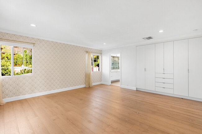 Building Photo - 3156 Dona Emilia Dr