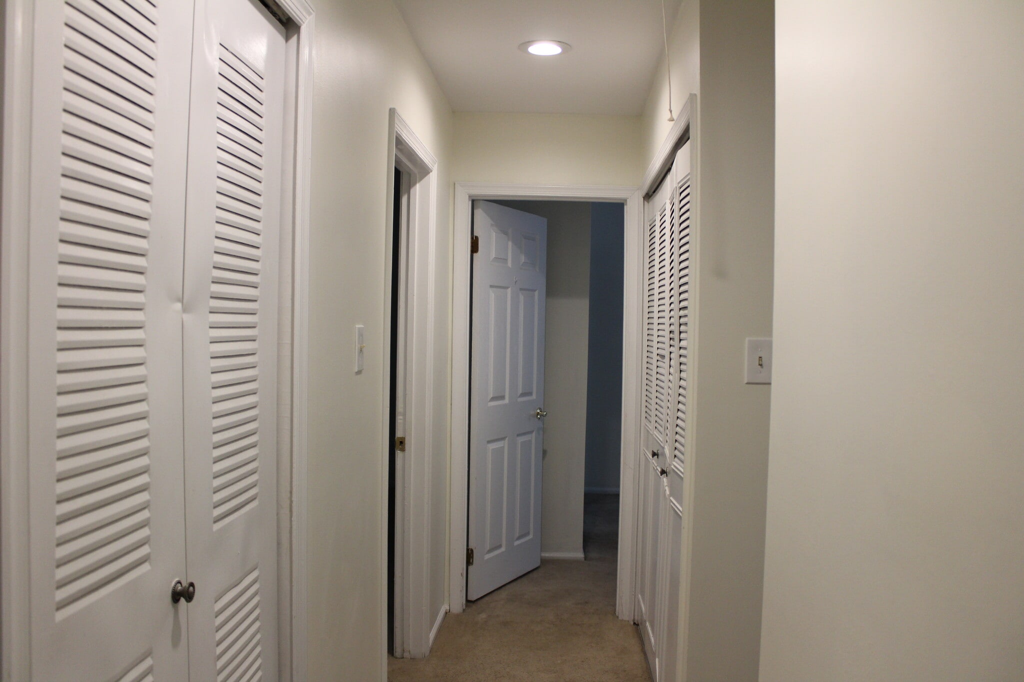 Building Photo - 7 Wisina Ct