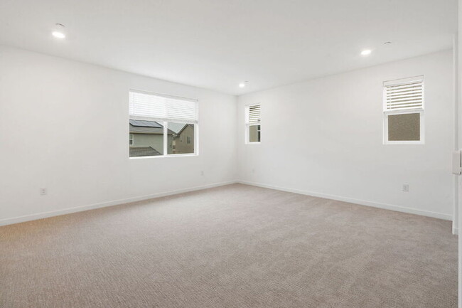 Building Photo - 8151 Lavigne Cir