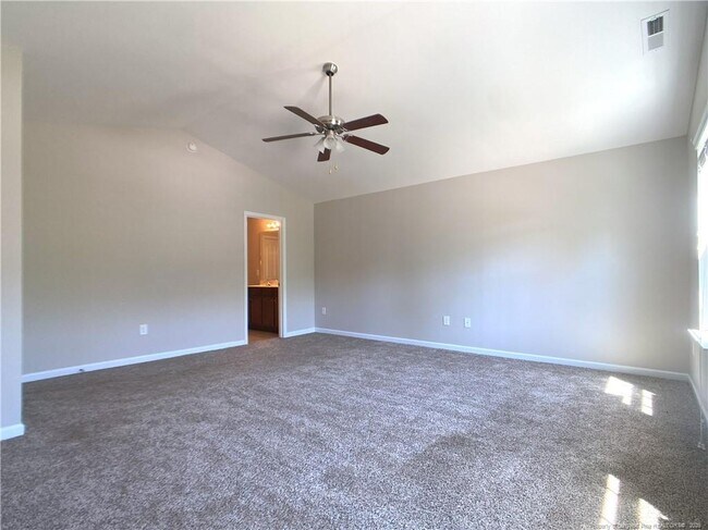 Building Photo - 364 Crane Way