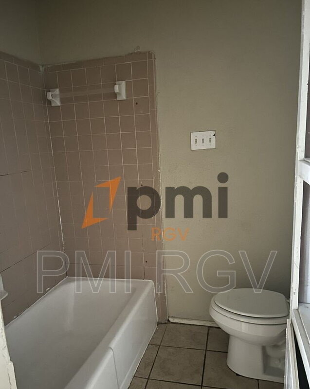 Building Photo - 1608 Norma Ln