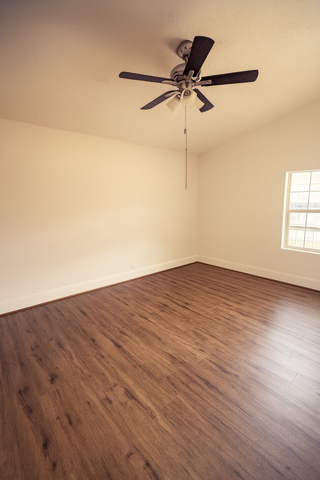 Building Photo - 17319 Wells Dr