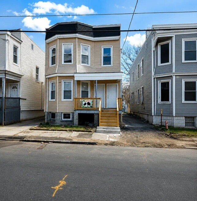 Building Photo - 254 21st St