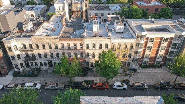 Building Photo - Welcoming  1-Bedroom with Home Office and Private Terrace.