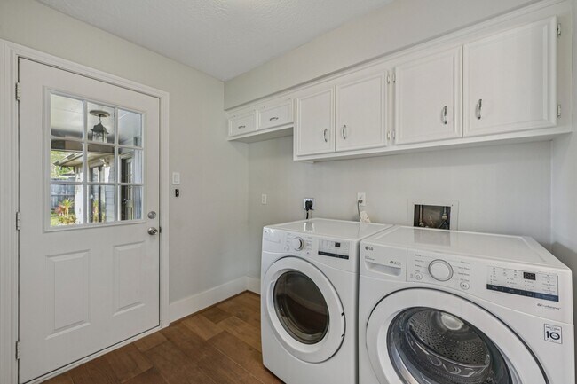 Building Photo - 1706 Cedar Creek Ct