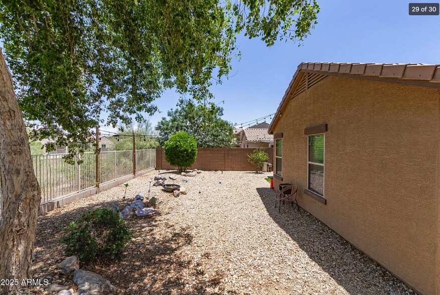 Building Photo - 2223 S Hughes Dr