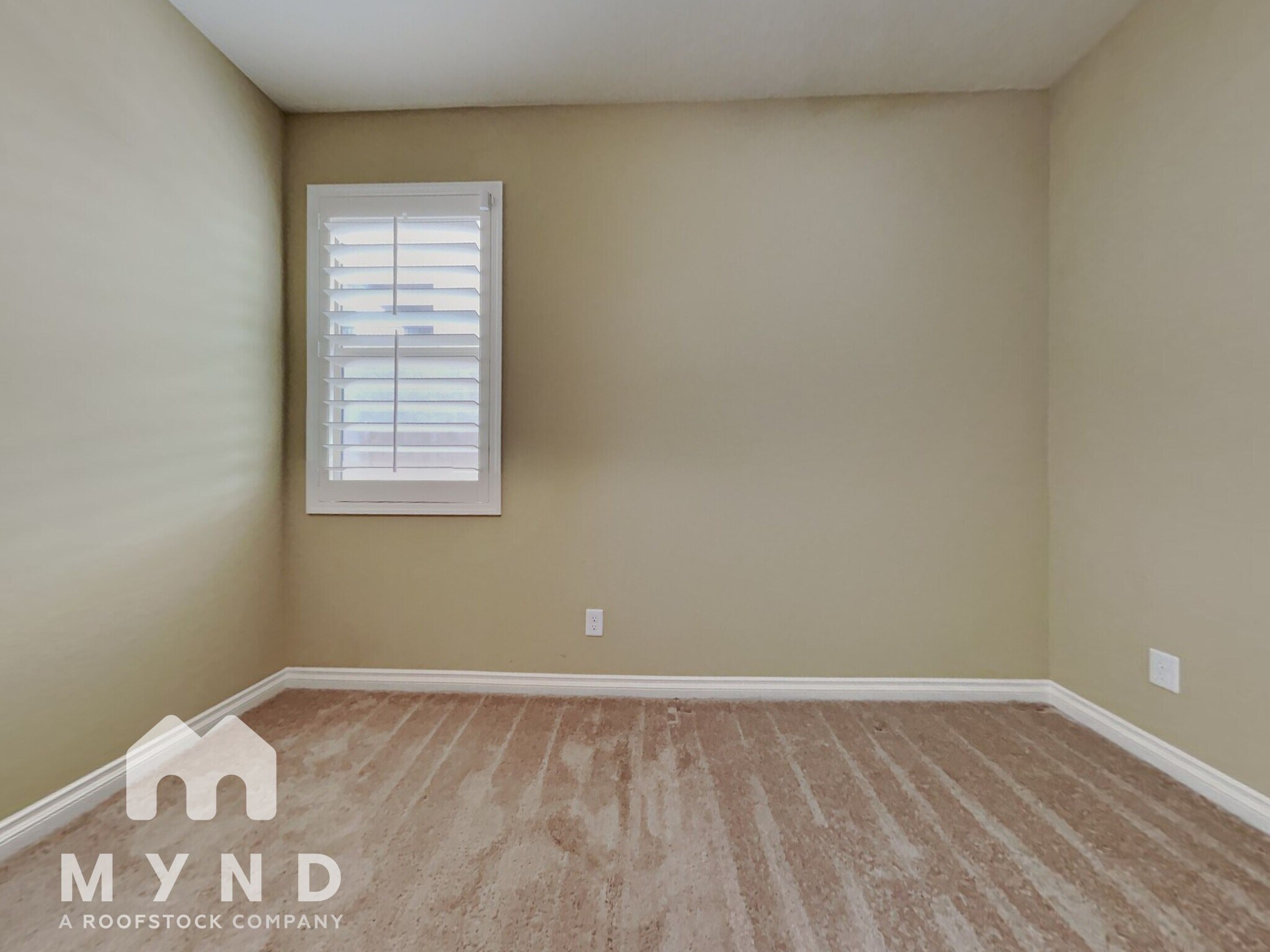Building Photo - 264 E Mead Dr