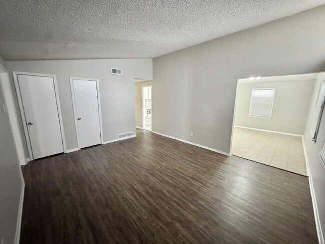 Building Photo - 3141 Arrendale St