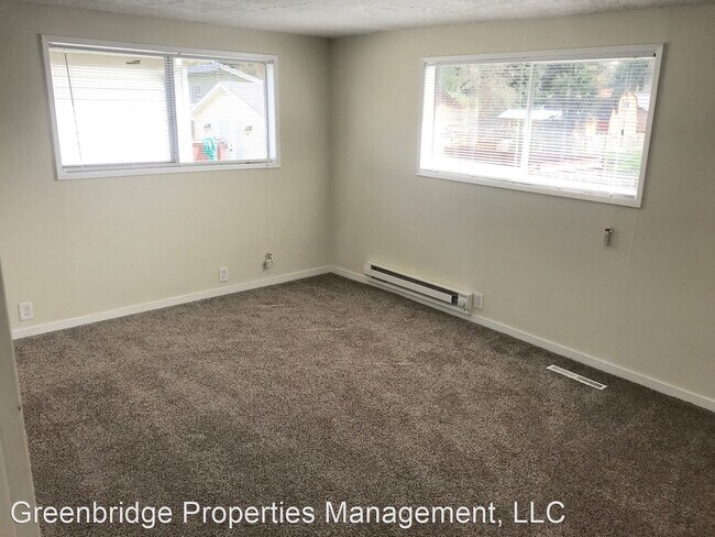 Building Photo - 4 br, 2 bath House - 4214 NE Highland Ct.