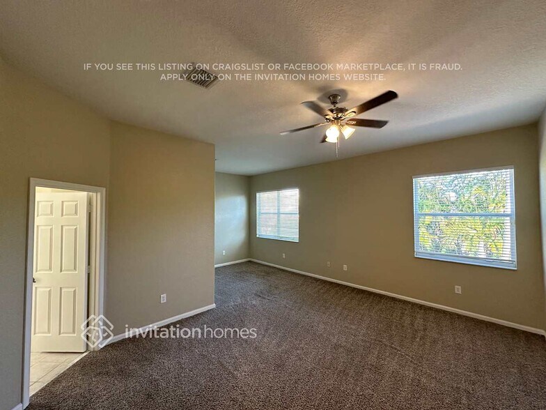 Building Photo - 6566 Stonehurst Cir