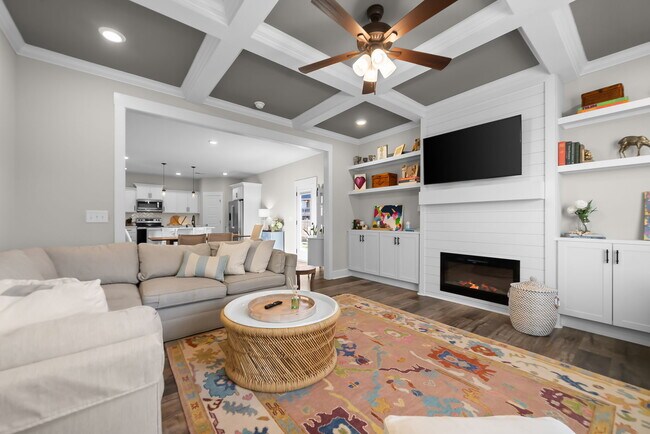 Building Photo - 331 Bluebriar Trace