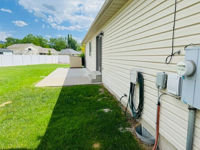 Building Photo - Beautiful patio home in Logan on Cul-de-sac