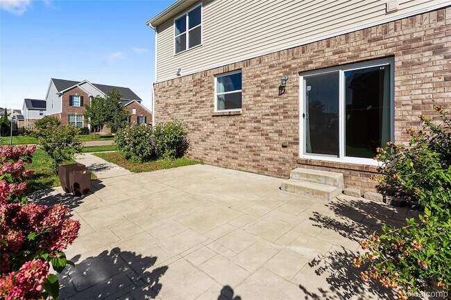 Building Photo - 7722 Ryder Dr