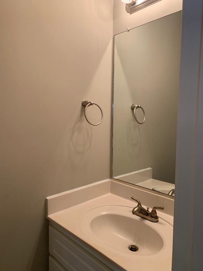 Building Photo - 4310 E Barcelona Way