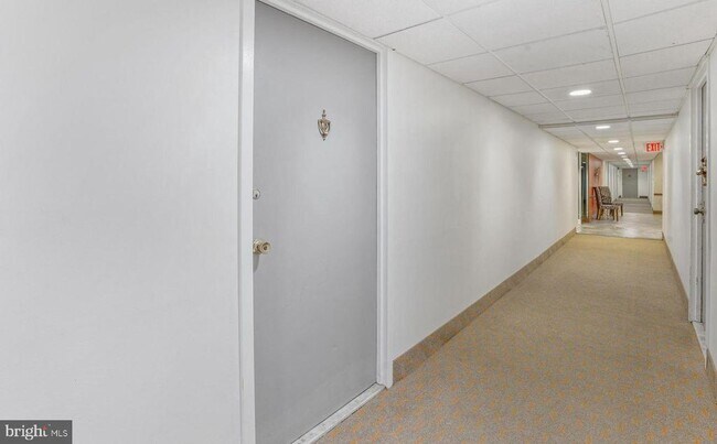 Building Photo - 5250 Valley Forge Dr