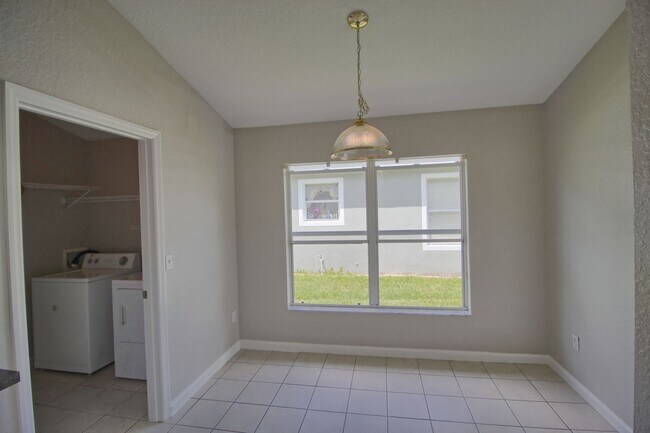 Building Photo - 2924 Conner Ln