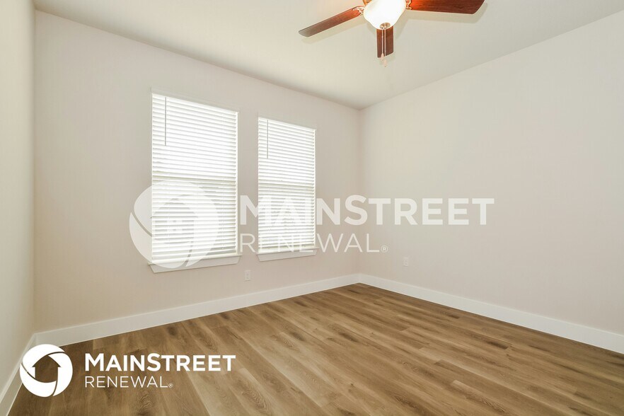 Building Photo - 332 Whiteheart Dr
