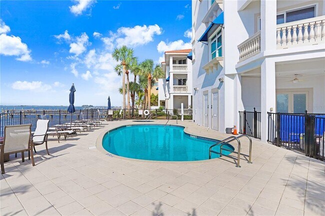 Building Photo - 1340 BAYSHORE Blvd
