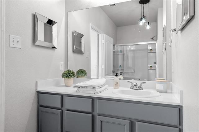 Building Photo - 1110 Greywood Dr