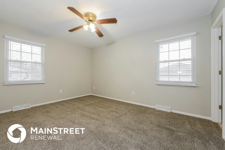 Building Photo - 504 SW Shamrock Pl