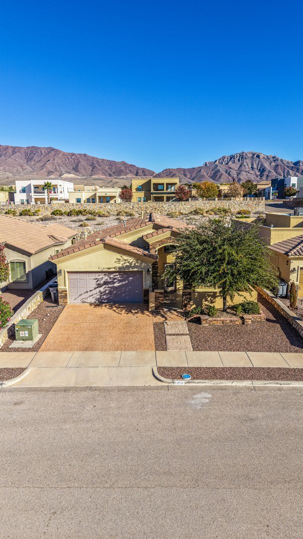 Building Photo - Beautiful 3 bed-2 baths home in 79911