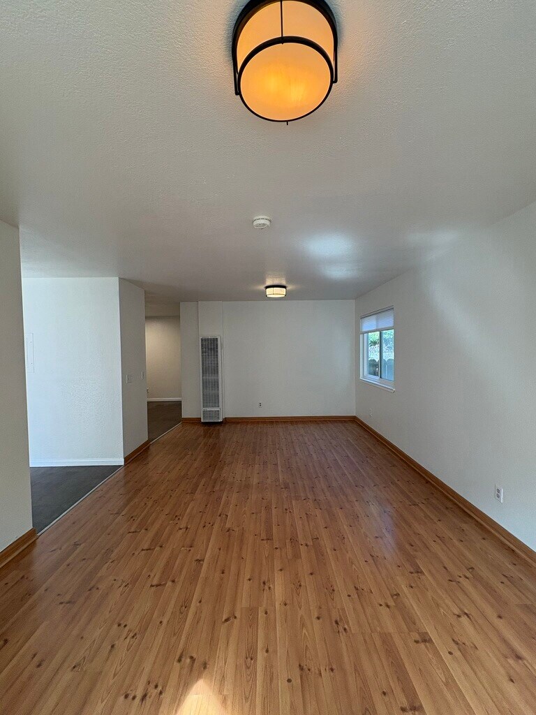 Building Photo - 3138 Market St