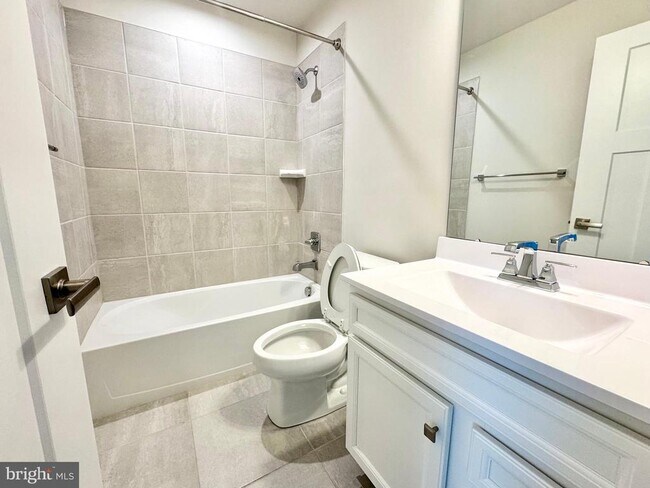 Building Photo - 547 Lewes Landing Rd