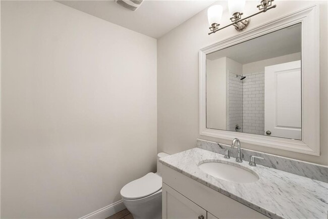 Building Photo - 2350 Melina Pl