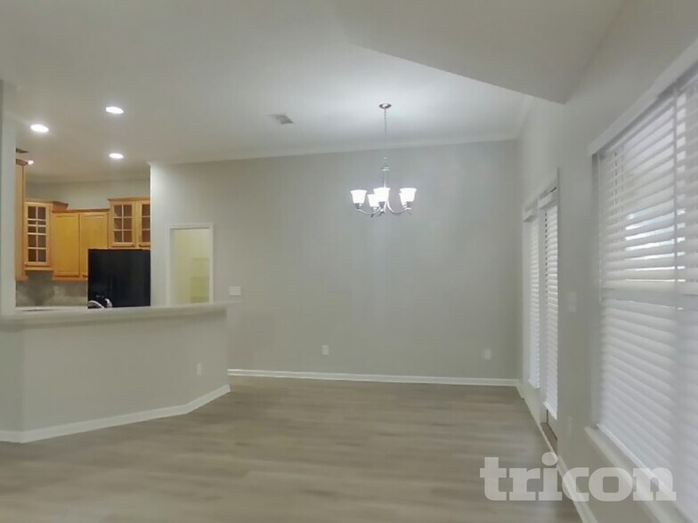 Building Photo - 13899 White Heron Pl