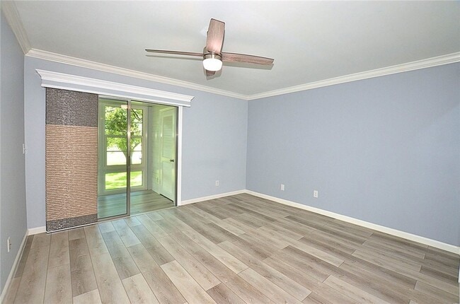 Building Photo - 50 Woodland Dr
