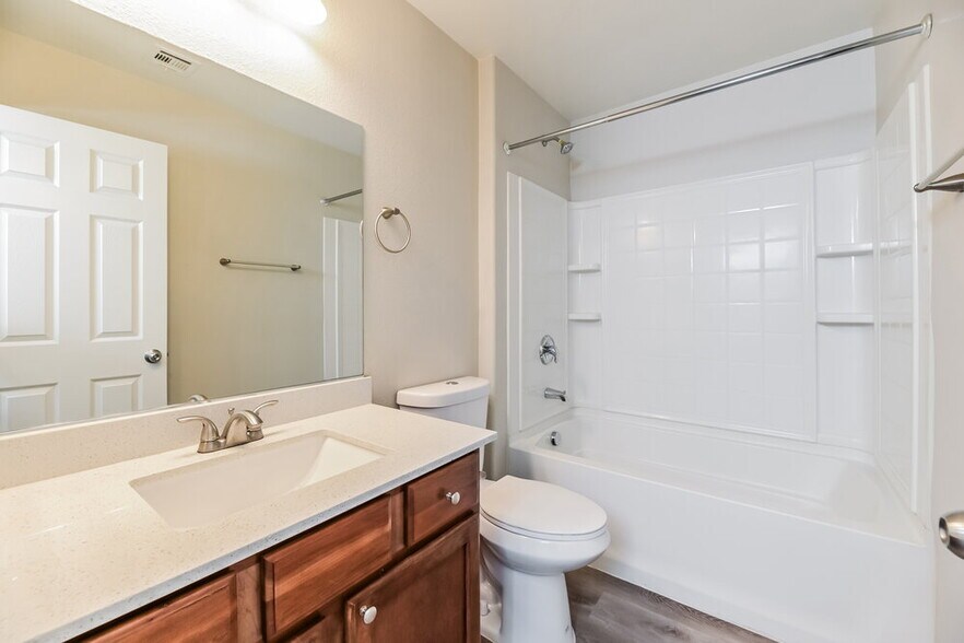 Building Photo - 328 Sweet Sugar Pine Dr