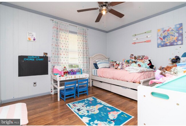 Building Photo - 44 Lexington Dr