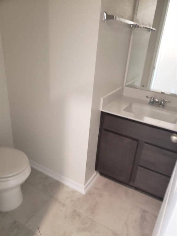 Building Photo - 1824 Stinnett Dr