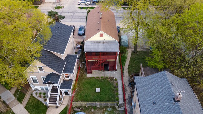 Building Photo - 7517 Franklin St