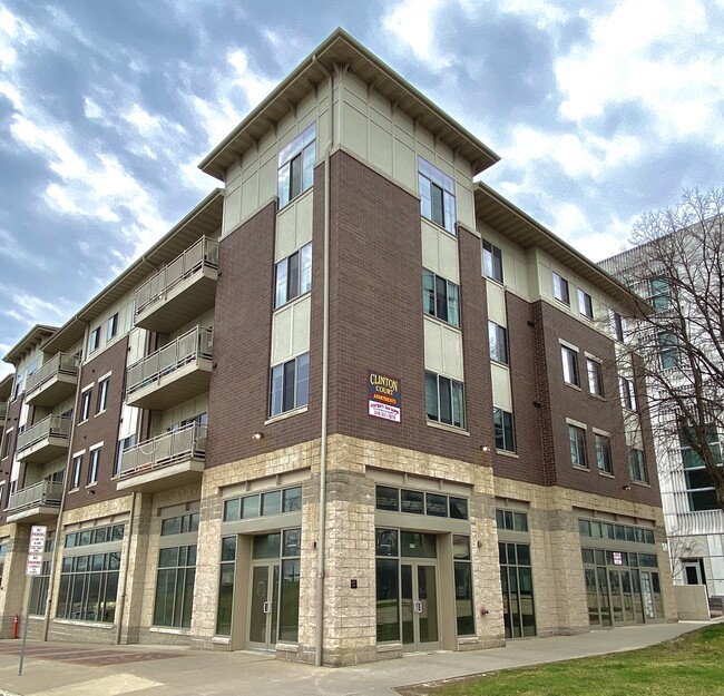 335 S Clinton St - 335 S Clinton St Iowa City IA 52240 | Apartment Finder