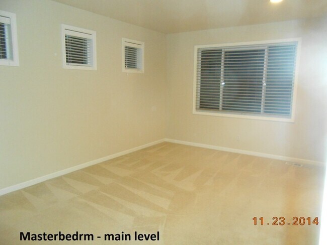 Building Photo - Beautiful 4 Bed 3 Bath with Bonus Room Home in Convenient Location in Lynnwood.
