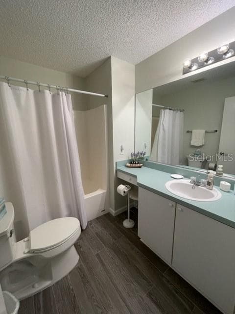 Building Photo - 1323 Ballesteros Dr