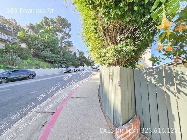 Building Photo - 389 Fowling St