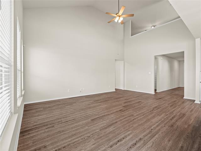 Building Photo - 8998 Delway Dr